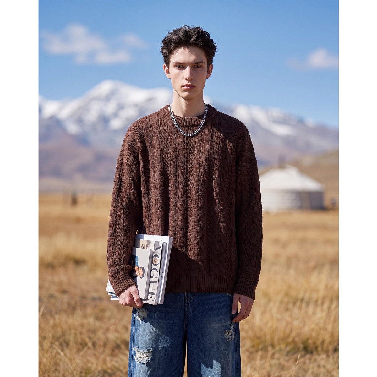 Bowser Men’s Oversized Cable Knit Sweater