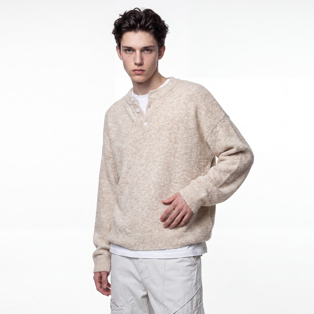 Bowser Men’s Oversized Knit Henley Sweater